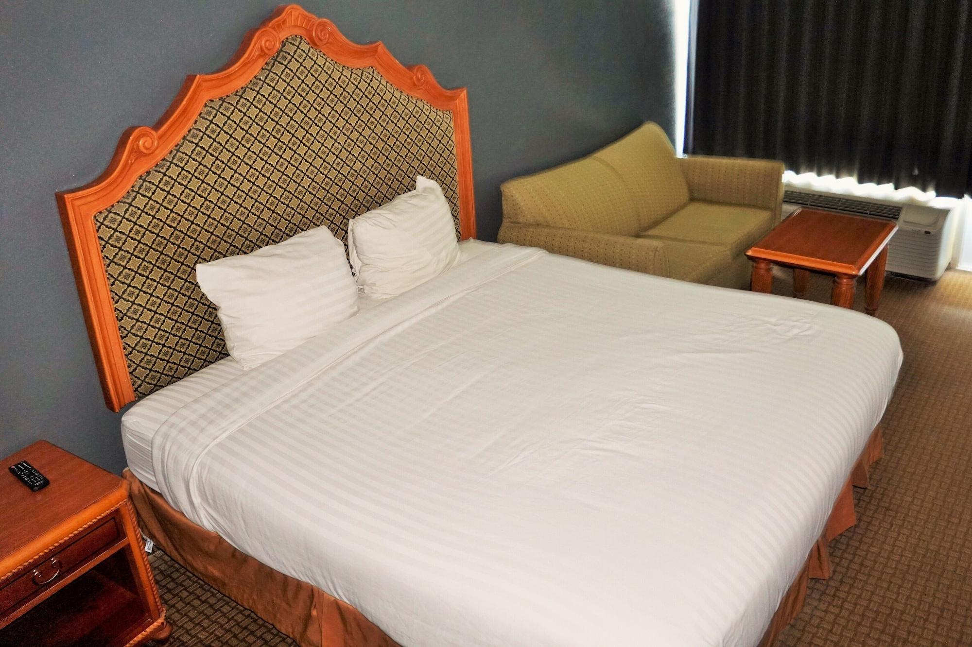Hotel Elev8 Conroe Buitenkant foto
